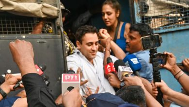 Actor Imran Khan Detained at Mumbai's August Kranti Maidan Amid Police Crackdown on CJP Protest