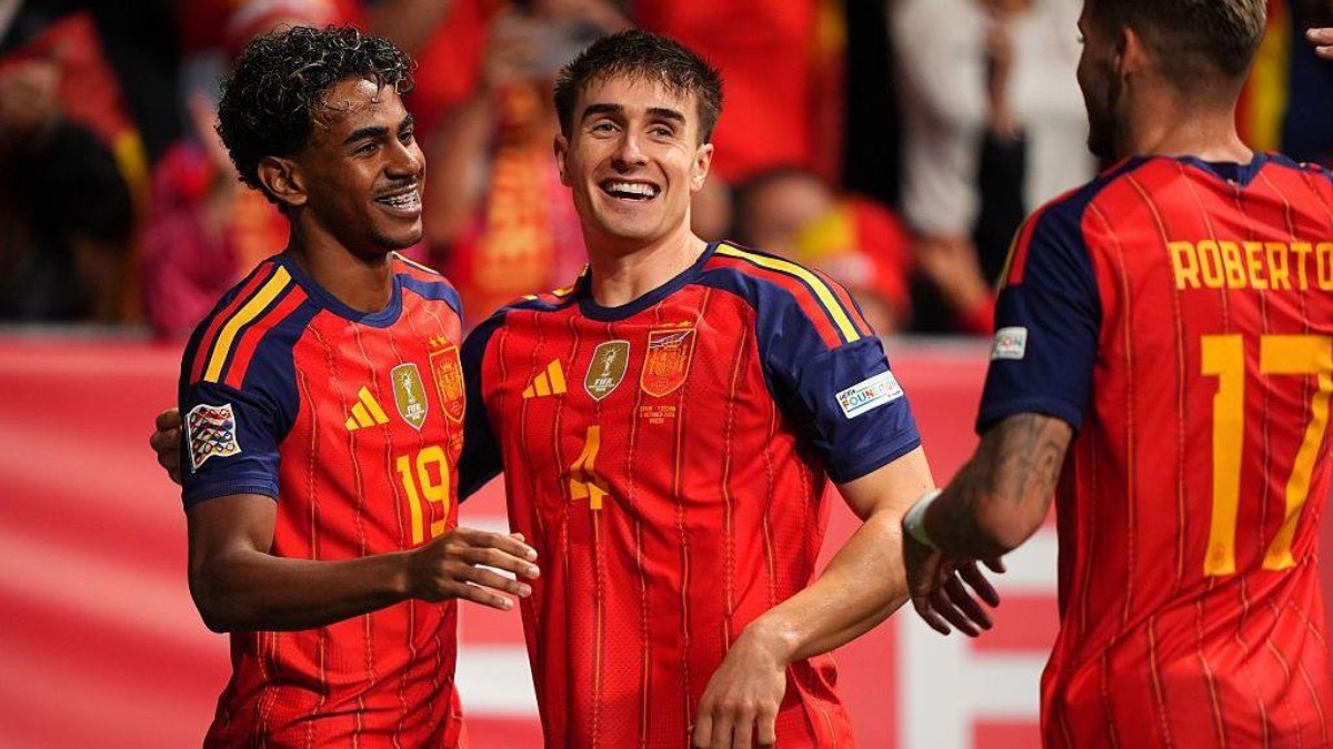 Spain's Lamine Yamal celebrating after scoring against the Czech Republic in the UEFA Nations League match in Oviedo